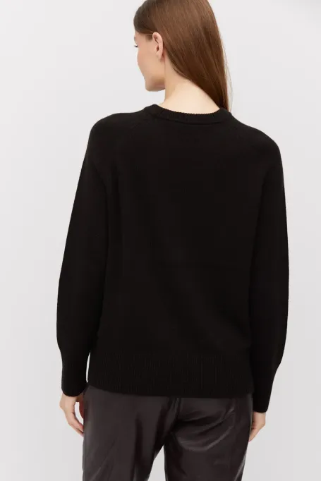 Hnědý svetr z kašmíru a merino vlny