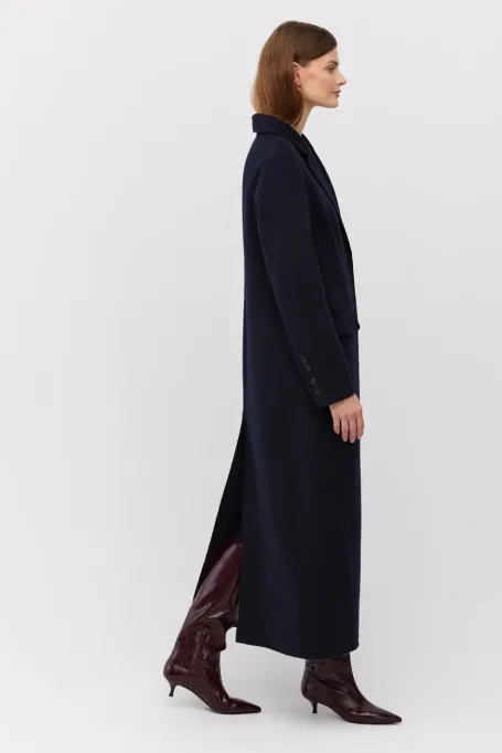 Dlouhý granátový jednobarevný kabát doubleface