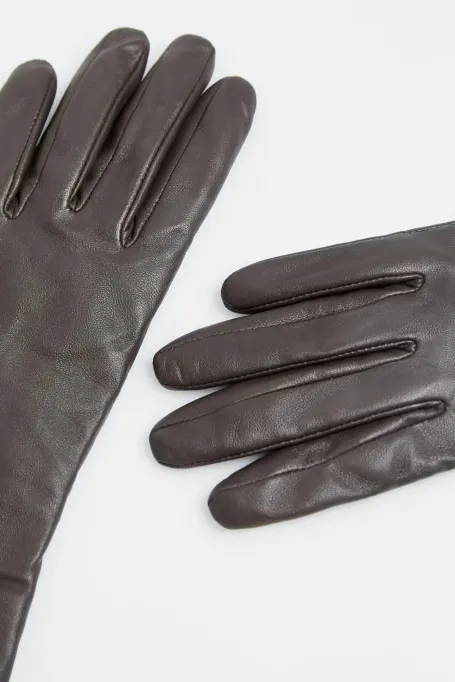 Hnědé kožené rukavice