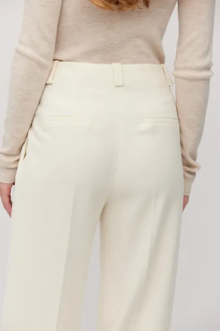 Krémové vlněné kalhoty do saka s kašmírem
