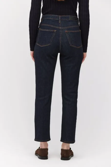 Granátové džíny jednoduchého střihu