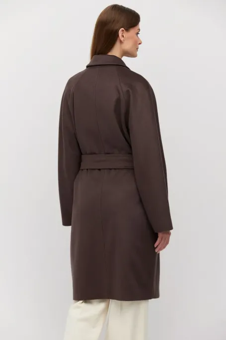 Hnědý vlněný kabát s páskem