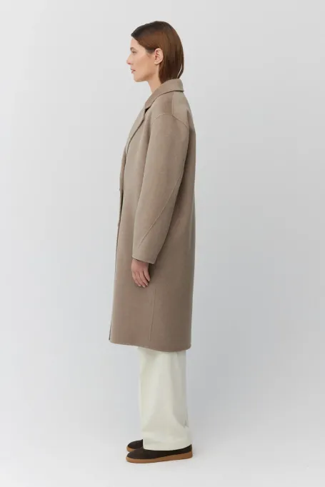 Jasnobrązový kabát s kašmírem a hedvábím doubleface