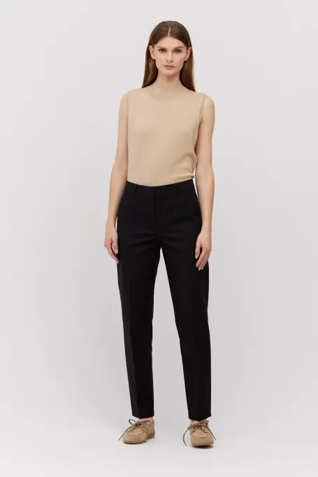 Černé kalhoty z bavlny se zužující se nohavicí