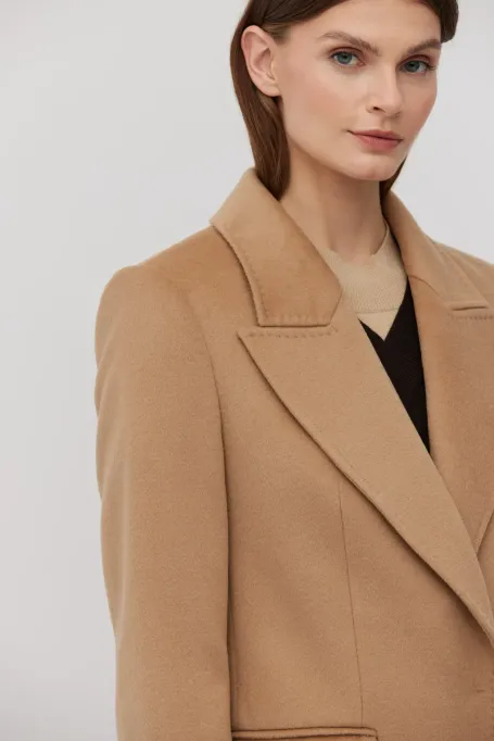 Kamelový vlněný plášť diplomatka