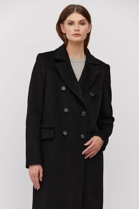 Černý plášť s příměsí hedvábí a kašmíru