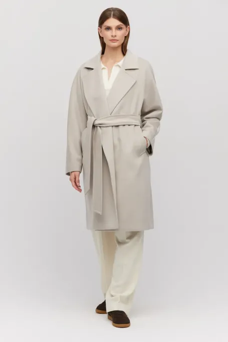 Beige vlněný kabát s páskem