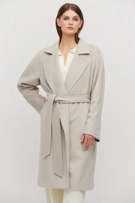 Beige vlněný kabát s páskem