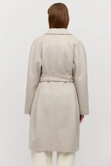 Beige vlněný kabát s páskem