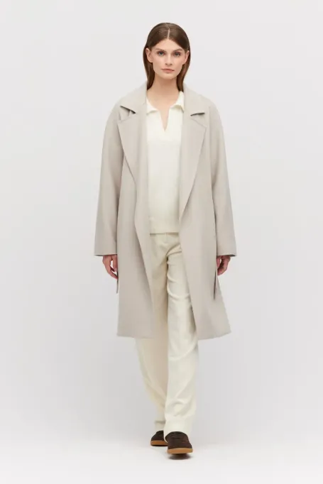 Beige vlněný kabát s páskem