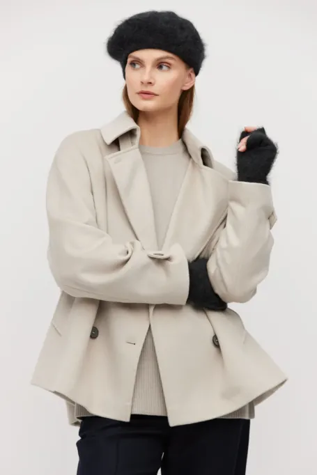 Šedý baret z kašmíru