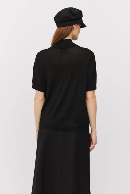 Černý polo rolák s krátkým rukávem z merino vlny