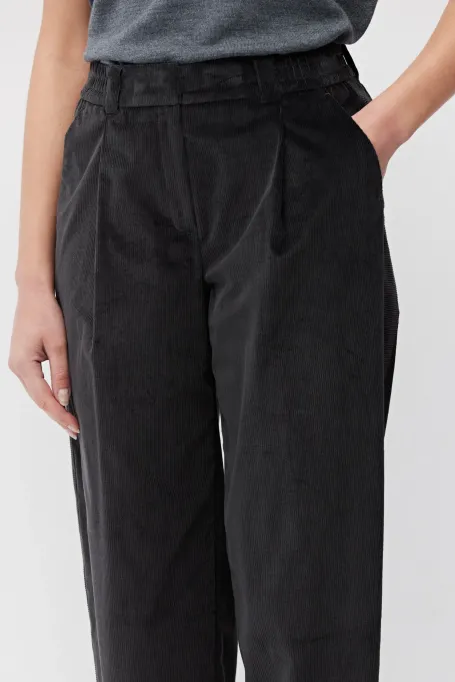 Tmavě šedé volné kordové kalhoty z bavlny
