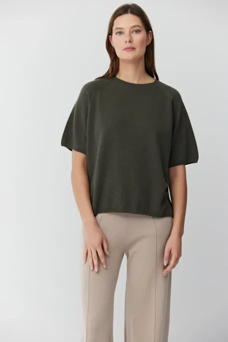 Zelená blůza s krátkým rukávem z kašmíru