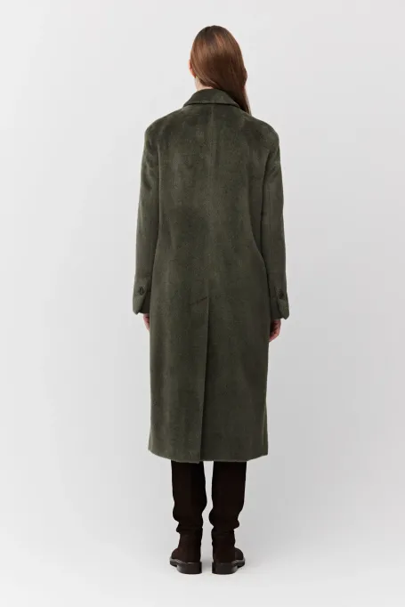 Kabát v armádní zelené barvě s baby suri alpaka