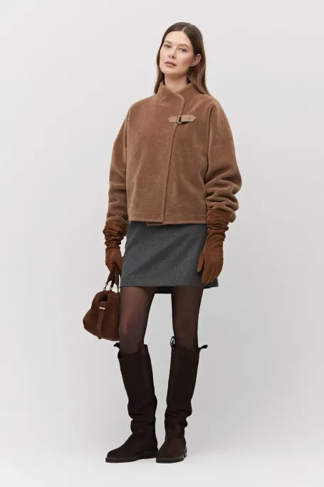 Hnědá kratší bunda z teddy bear vlny