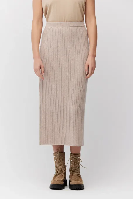 Bežová pletená sukně z merinov wool