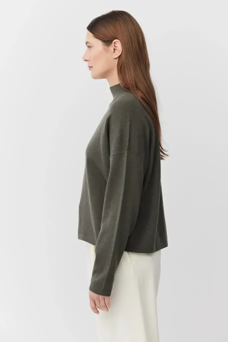 Zelený rolák svetr z merino vlny a kašmíru