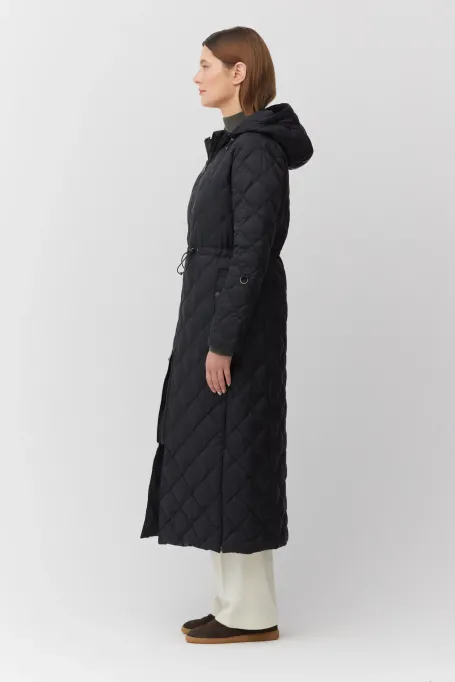 Černá dlouhá péřová bunda s kapucí