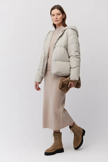 Dvoustranná béžová péřová bunda s kapucí