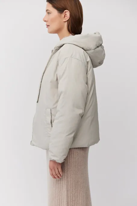 Dvoustranná béžová péřová bunda s kapucí