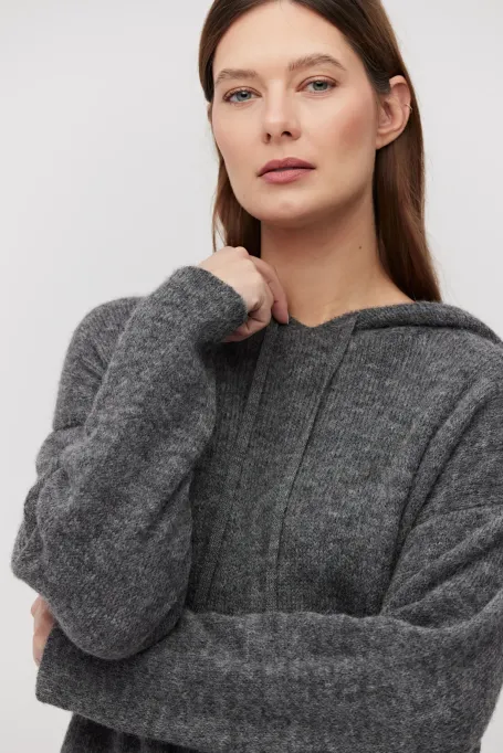 Šedá mikina s kapucí z vlny baby alpaky