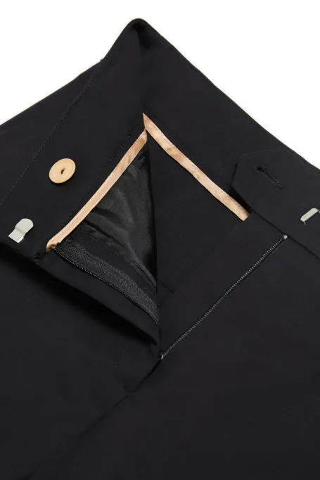 Černé vlněné kalhoty s širokou nohavicí