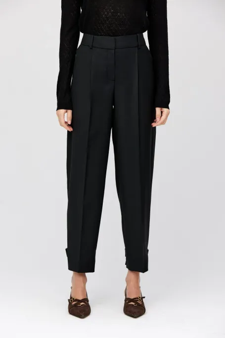 Kalhoty se zapínáním na kotníku