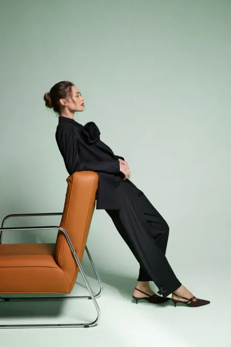 Vlněný blejzr se širokými rameny k obleku - Patrizia Aryton