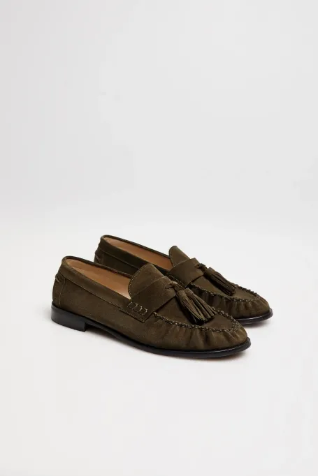 Semišové mokasíny s třásněmi