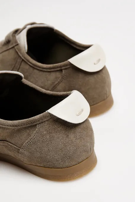 Zelené sneakersy ze semišové kůže