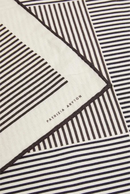 Šála z vlny a hedvábí