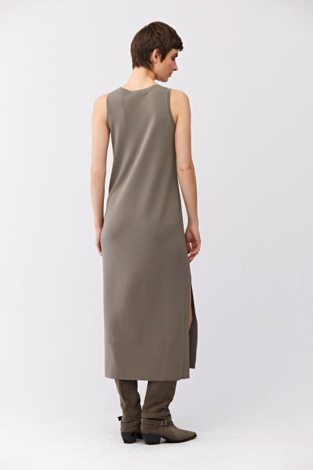 Zelené pletené midi šaty