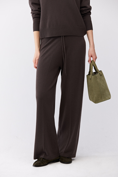 Široké hnědé kalhoty z merino vlny
