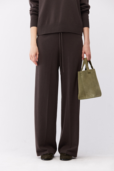 Široké hnědé kalhoty z merino vlny