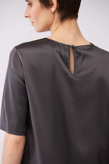 Šedá hedvábná halenka