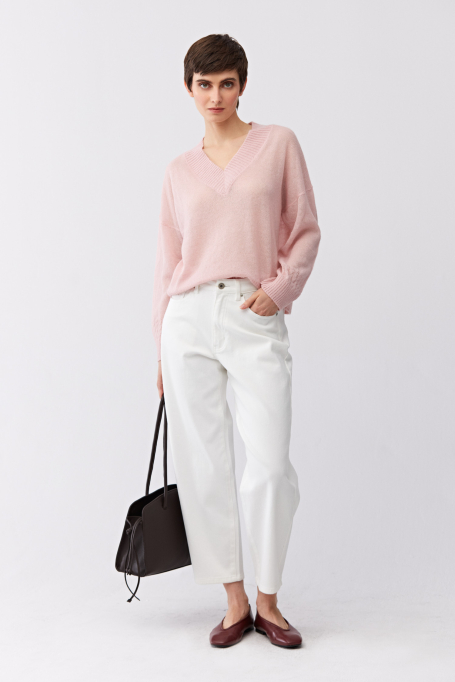 Světle růžový svetr z baby suri alpaky