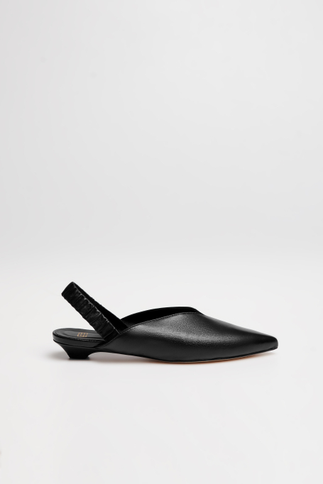 Černé kožené slingback boty