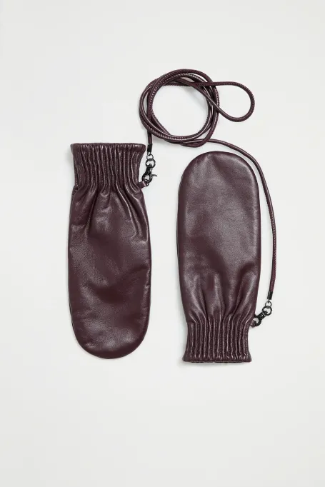 Hnědé rukavice s jedním prstem