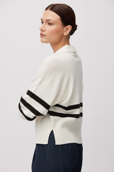 Bílá pruhovaná halenka z merino vlny