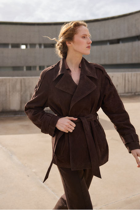 Hnědá kožená bunda s páskem - Patrizia Aryton