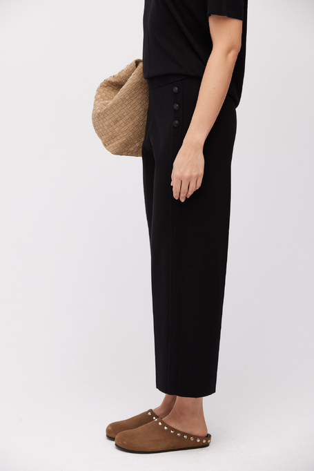 Černé úpletové kalhoty culotte