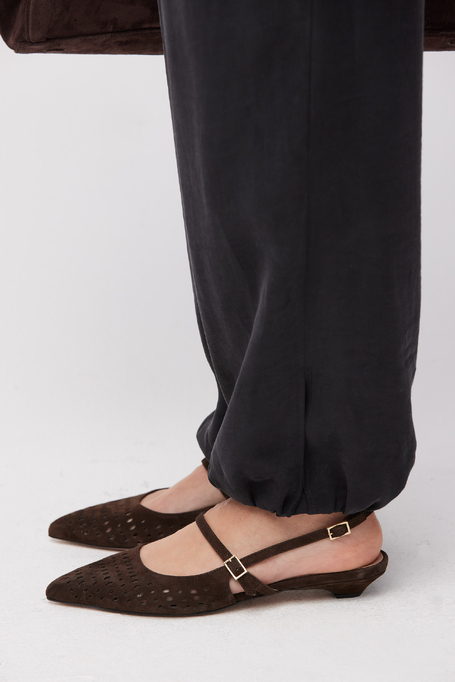 Hnědé slingback boty z přírodní kůže