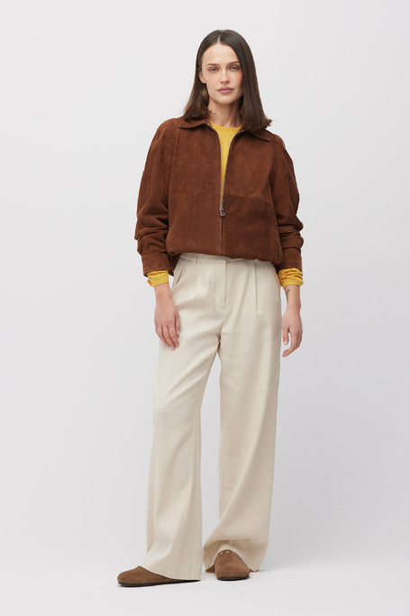 Hnědá bunda ze semišové kůže