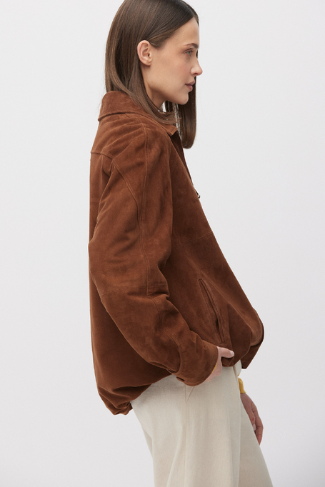 Hnědá bunda ze semišové kůže