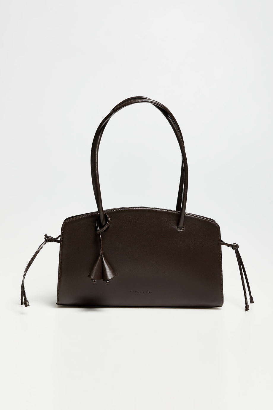 Čokoládově hnědá kožená kabelka se střapci - Patrizia Aryton Čokoládově hnědá kožená kabelka se střapci - Patrizia Aryton