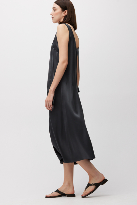 Šedé hedvábné midi šaty s třásněmi - Patrizia Aryton