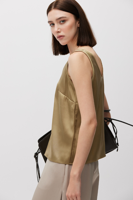 Zelený hedvábný top