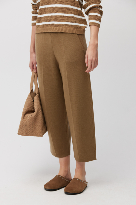 Dámské kalhoty culotte z úpletu