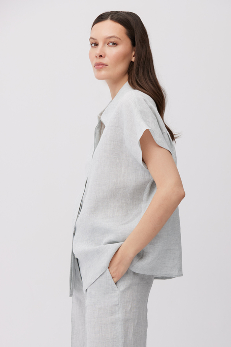 Hellblaue Leinenbluse